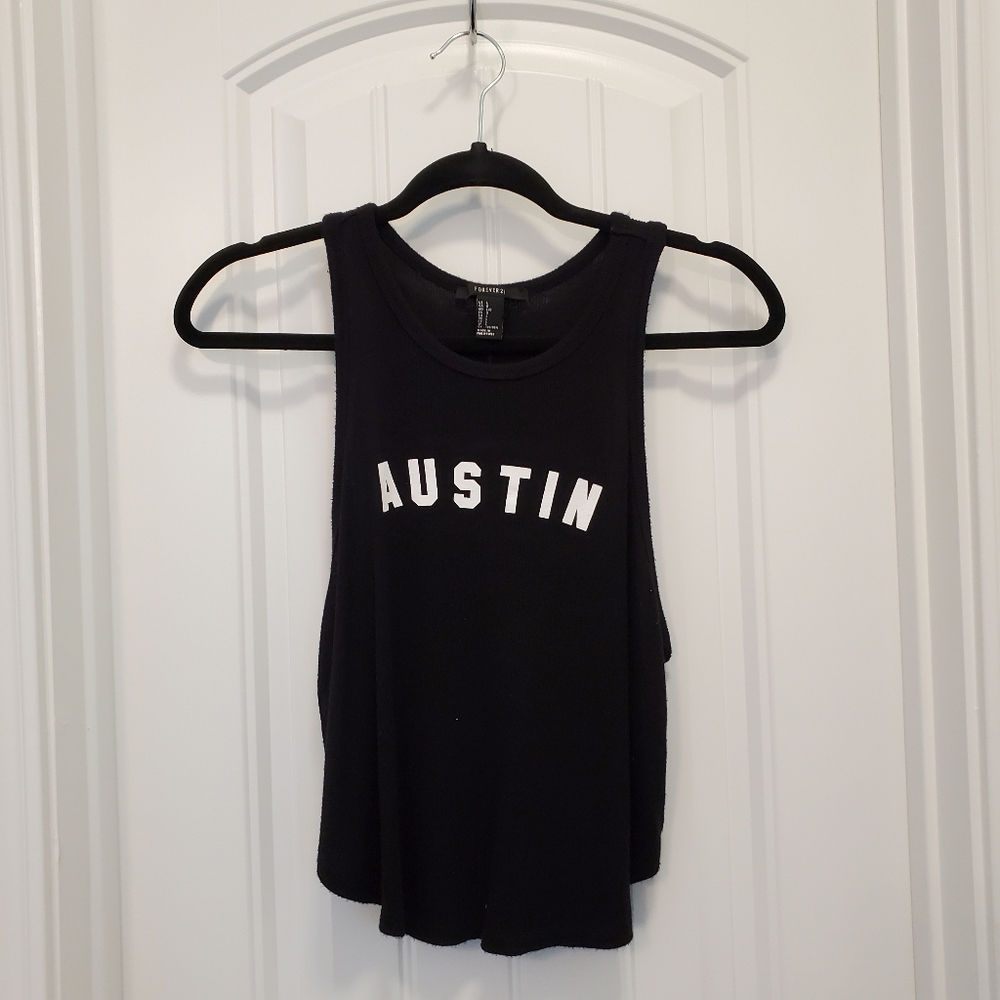 Forever 21 "Austin" Knit Crop Top - L